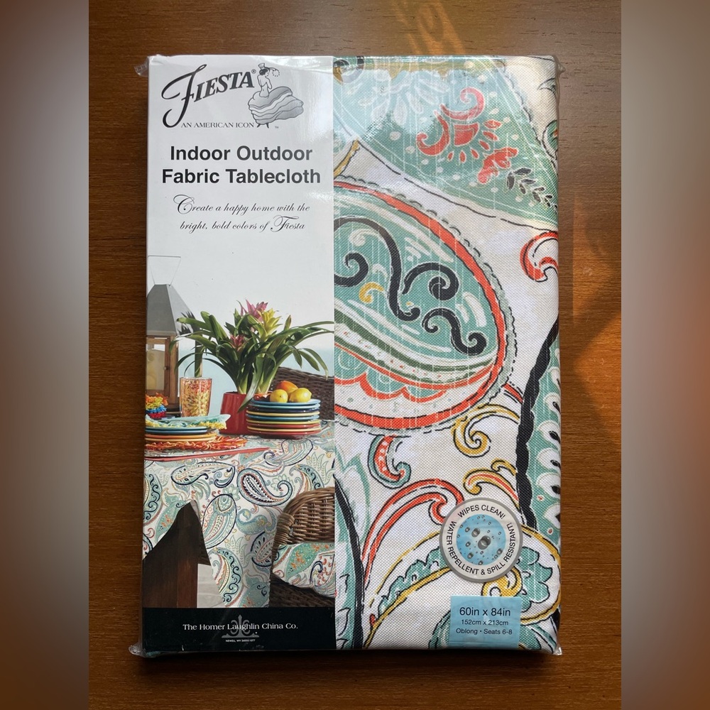 FIESTA INDOOR OUTDOOR FABRIC 60 x 84 TABLECLOTH PAISLEY 100% POLYESTER NIP